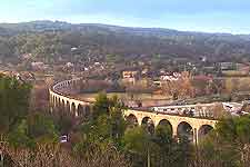 Aix-en-Provence scenic picture of bridge