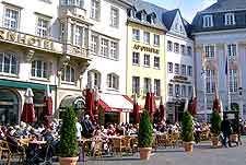 Photo of central square in Bonn