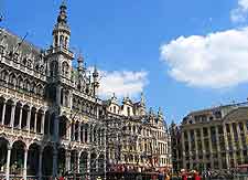 Photo of the Grote Markt in the summer