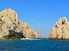 View of the Land's End 'El Arco' formation