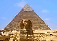Cairo photo of the Giza pyramids and Sphinx