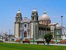 Photo of Chimbote's cathedral