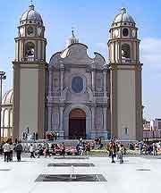 Image of the city's famous cathedral