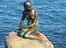 Photo of Copenhagen's Little Mermaid statue