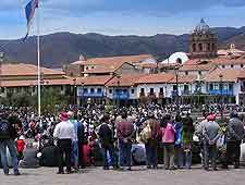 Photo of crowds in the city centre