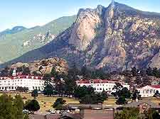 Distant image of the Stanley Hotel and mountains