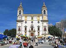 Photo of the Igreja do Carmo Church (Capela dos Ossos)