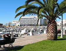 Photo showing harbourfront lodging