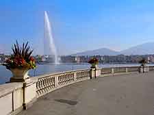 Geneva picture of the lake and Jet d'Eau fountain