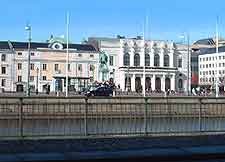 Further waterfront photo