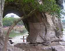 Close-up picture of the Elephant Trunk Hill