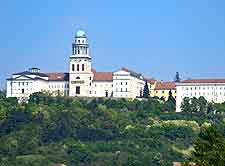 Photo of Pannonhalma