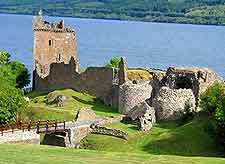 Urquhart Castle image