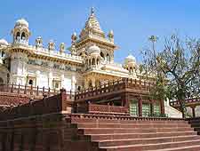 Close-up picture of the Jaswant Thada