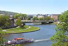 Photo showing bridge over the Vistula River