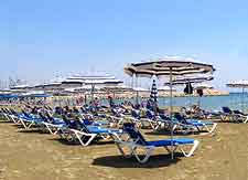 Further beachfront picture