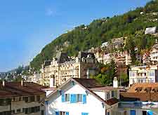 Lausanne Attractions Nearby: Photo of houses in Montreux