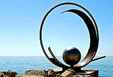 Picture of waterfront sculpture