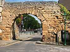 Newport Arch picture