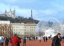 Picture of museums surrounding the Place Bellecour