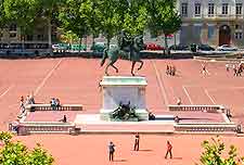 Different view of Presquile's Place Bellecour