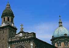 Close-up picture of the Manila Cathedral domes