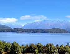 Picture showing Lake Manapouri and its beautiful natural scenery