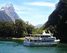 Photo of cruise boat passing by the Mitre Peak landmark