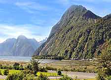 Milford Sound Track view