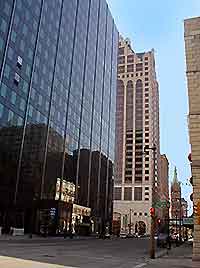Picture of downtown Milwaukee