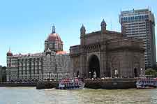 Mumbai Life and Travel Tips: Photo of the waterfront