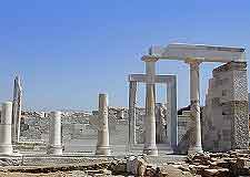 Photo of the ruins at Delos