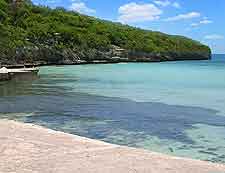 Image of Gregory Town, on the Bahamas island of Eleuthera