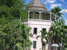 Close-up image of the Public Library and Museum, situated on Shirley Street, Nassau