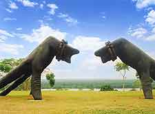 Photo of famous hands sculpture located at the botanical gardens of Calabar