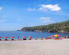 Photo of the Oludeniz beachfront