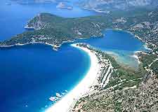 Bird's-eye photo of the Oludeniz shoreline