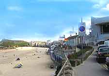 Photo of the beachfront next to the Tate