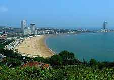 Picture showing the coastline in summer