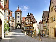 Photo showing the former Rothenburg marketplace, named the Plonlein