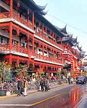 Picture showing restaurants along Hengshan Road