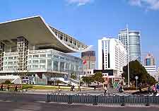 Photo of theatre on People's Square