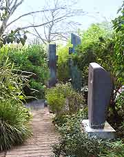 Image showing the Barbara Hepworth Museum gardens