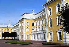 Picture of the Petrodvorets (Peterhof Palace)