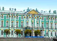 Winter Palace (Zimnyi Dvorets) picture in St. Petersburg