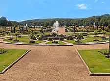 Summer photo of the Trentham Gardens