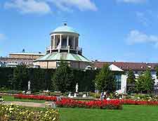 Photograph showing the Kunstgebauder (Art Building) on the Schlossplatz, Stuttgart