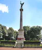 Image of monument at Mowbray Park