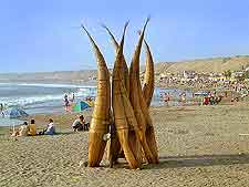 Further photo of Huanchaco Beach and its traditional reed boats
