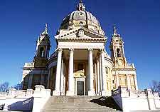 Front view of the Basilica di Superga (Superga Cathedral)